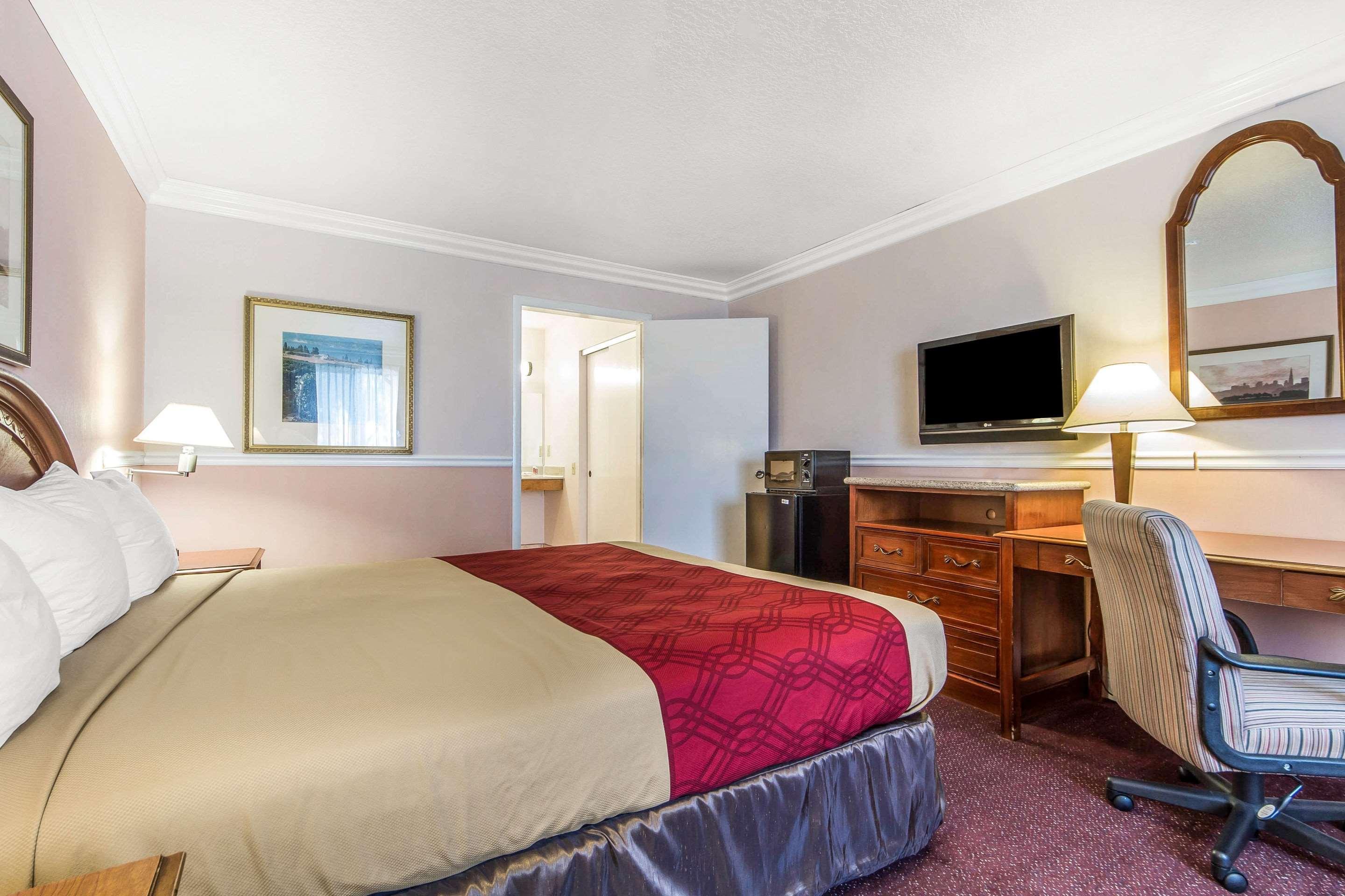 Econo Lodge Castro Valley I-580 Extérieur photo